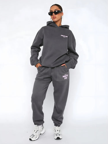 Relaxed Fit Hoodie and Jogger Set for Everyday Wear